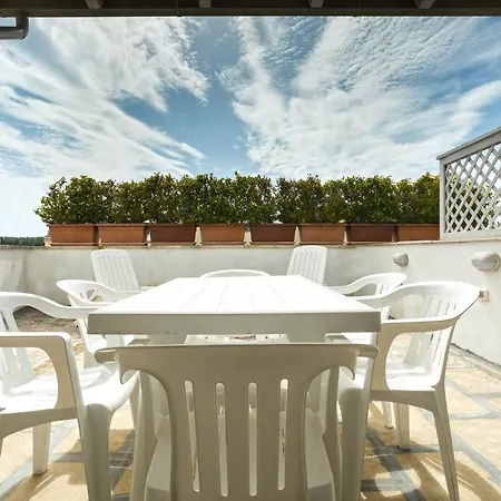 Casa Con Terrazzo In Centro Citta Vakantiehuis Otranto